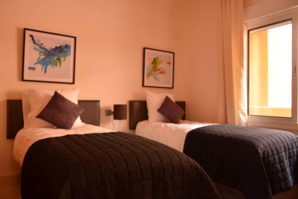 Apartment Lagenhet Med 4 Pooler, Gym, Restaurang & Jatte Nara Puerto Banus & Golf Marbella