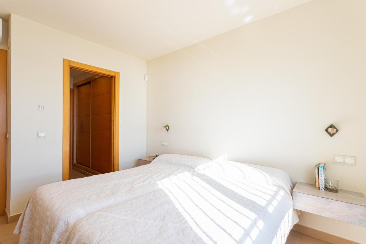 Charming On The Seafront Villa *
