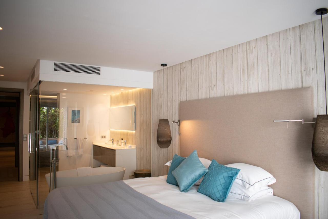 Apartment 2 Bedroom Luxury Inside Puente Romano