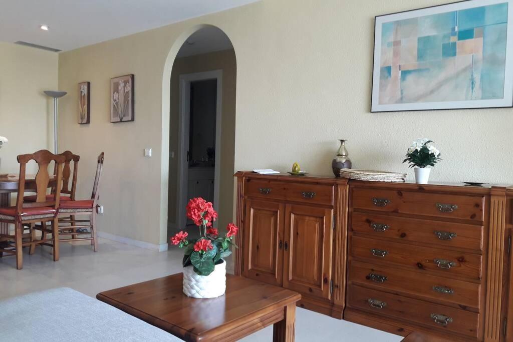 Familiar Y Luminoso Exclusivo. Appartement