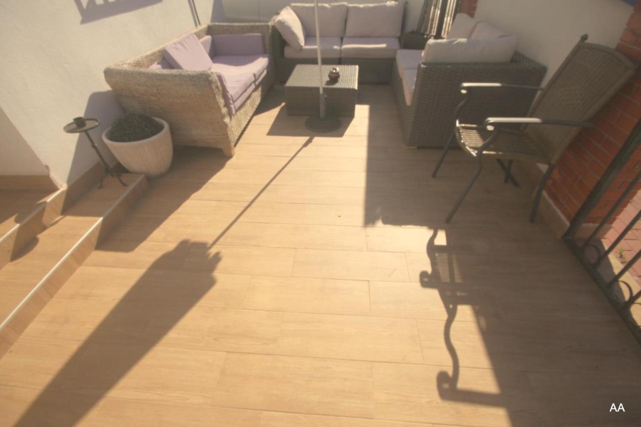 Accommodatie bij particulieren Little Peaceful Retreat With Bath, Heating, Terrace, Free Wifi Fridge Easy Parking