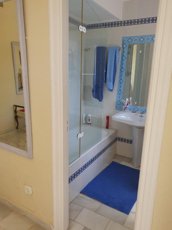 Beachfront Family In Puerto Banus Apartamento *