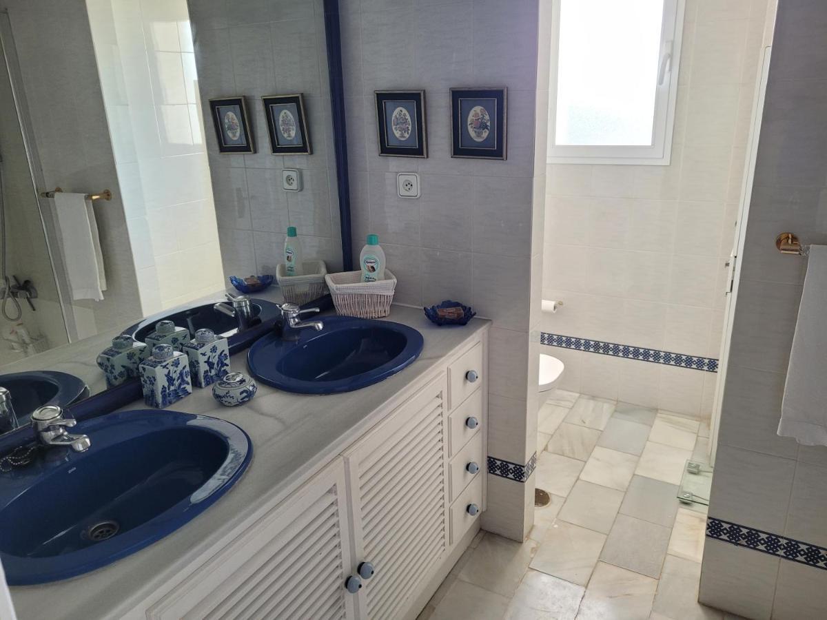 Beachfront Family In Puerto Banus Apartamento Marbella