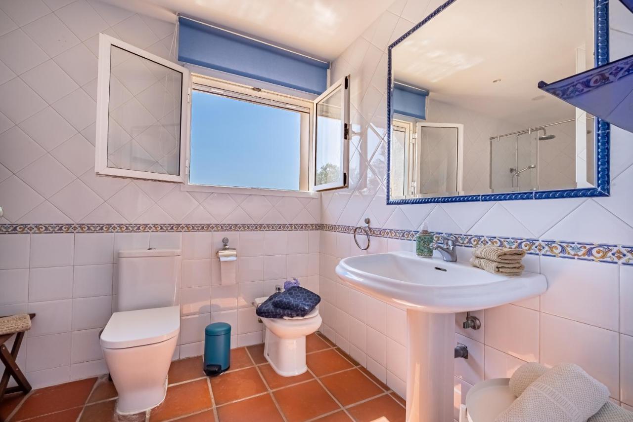 Villa Casa Linda Great Located House In Marbella