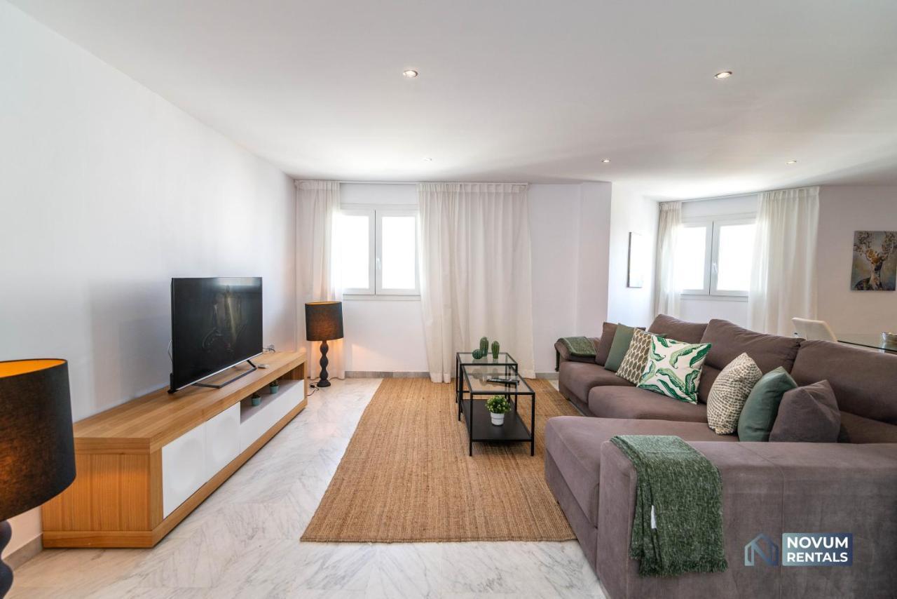 Puerto Banus Finest 2-bdrm - 50 Metres To Apartment *