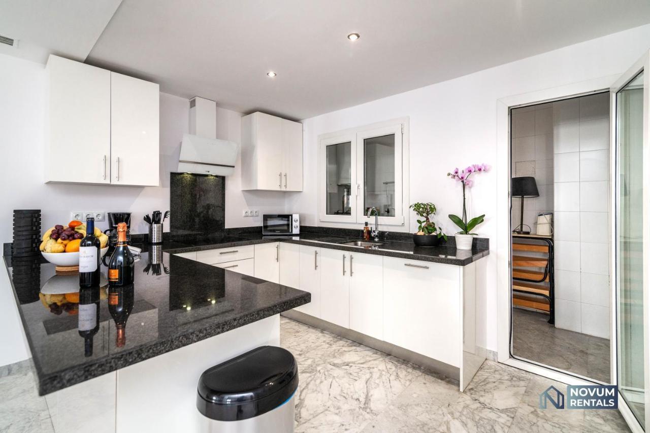 Puerto Banus Finest 2-bdrm - 50 Metres To