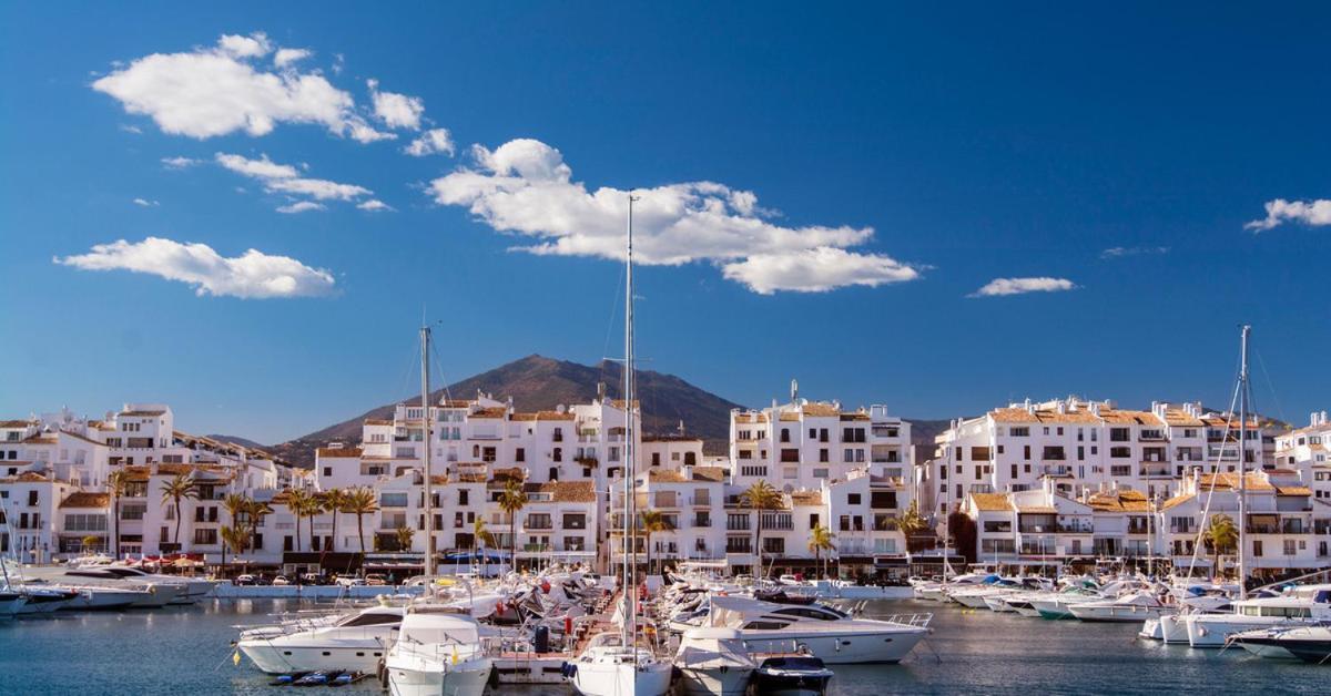 Cozy 2-bed 2-bathroom In Town Centre Marbella