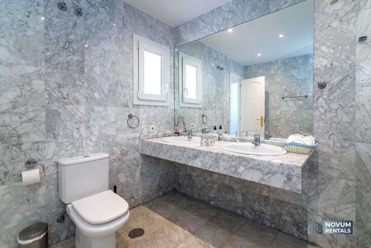 Puerto Banus Finest 2-bdrm - 50 Metres To Apartment Marbella