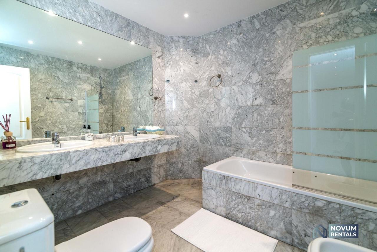 Apartment Puerto Banus Finest 2-bdrm - 50 Metres To