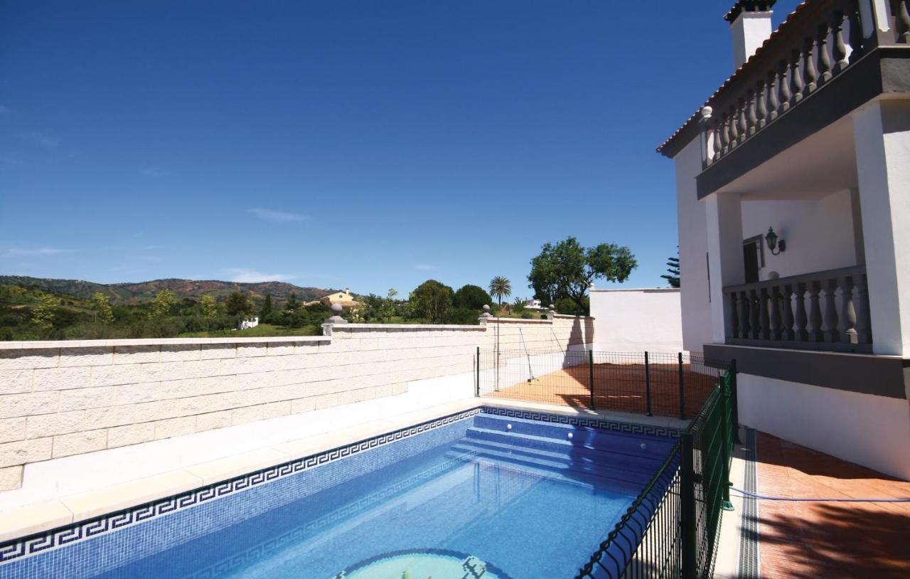 Casa De Los Abuelos *
