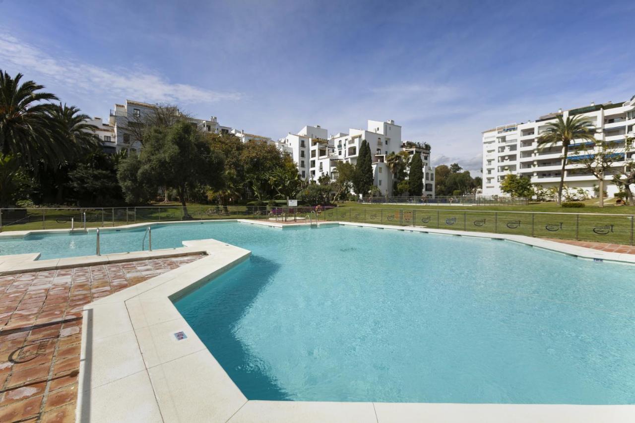 2 Bedroom With Pool In The Heart Of Puerto Banus Marbella