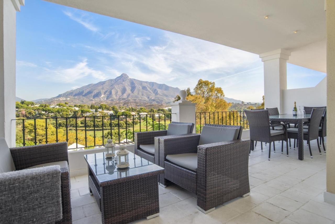 2 Bedroom Next To Porto Apartment Marbella