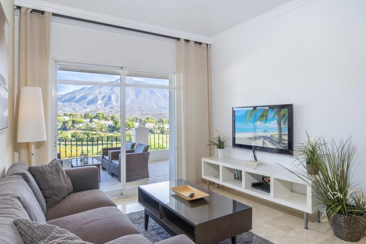 2 Bedroom Next To Porto Apartment Marbella
