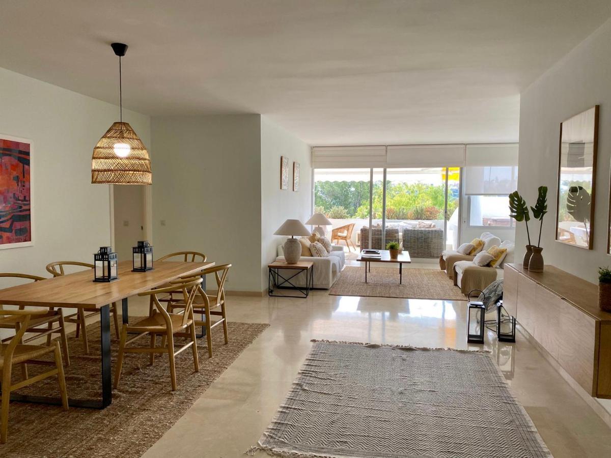 Guadalmina Beach Holidays Apartment, *