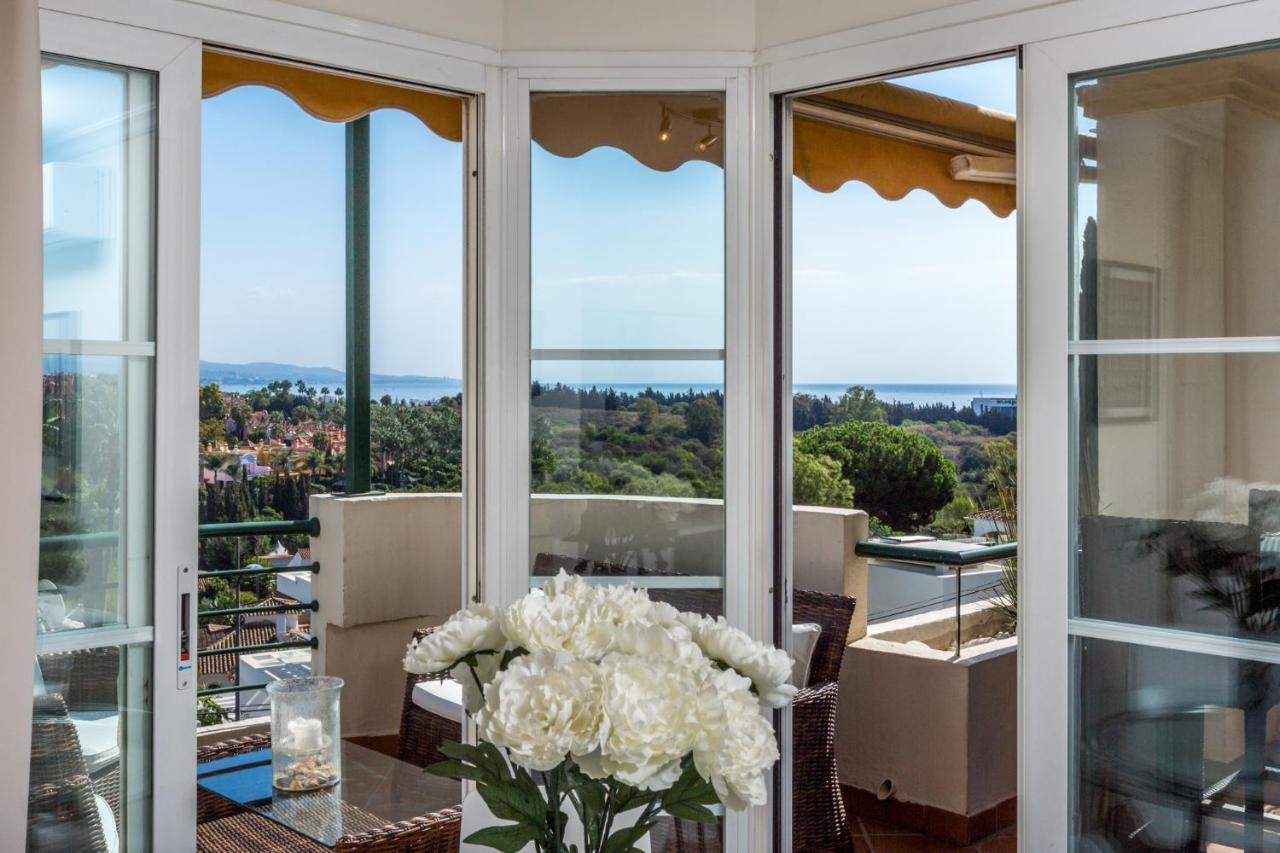 In Senorio De Aloha With Sea Views * Marbella