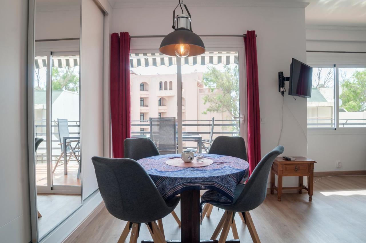 One Bedroom With Sea Views Heart