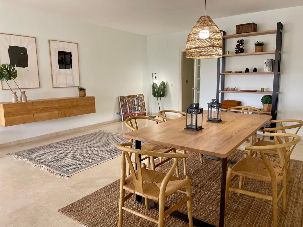 Apartamento Guadalmina Beach Holidays Apartment, *