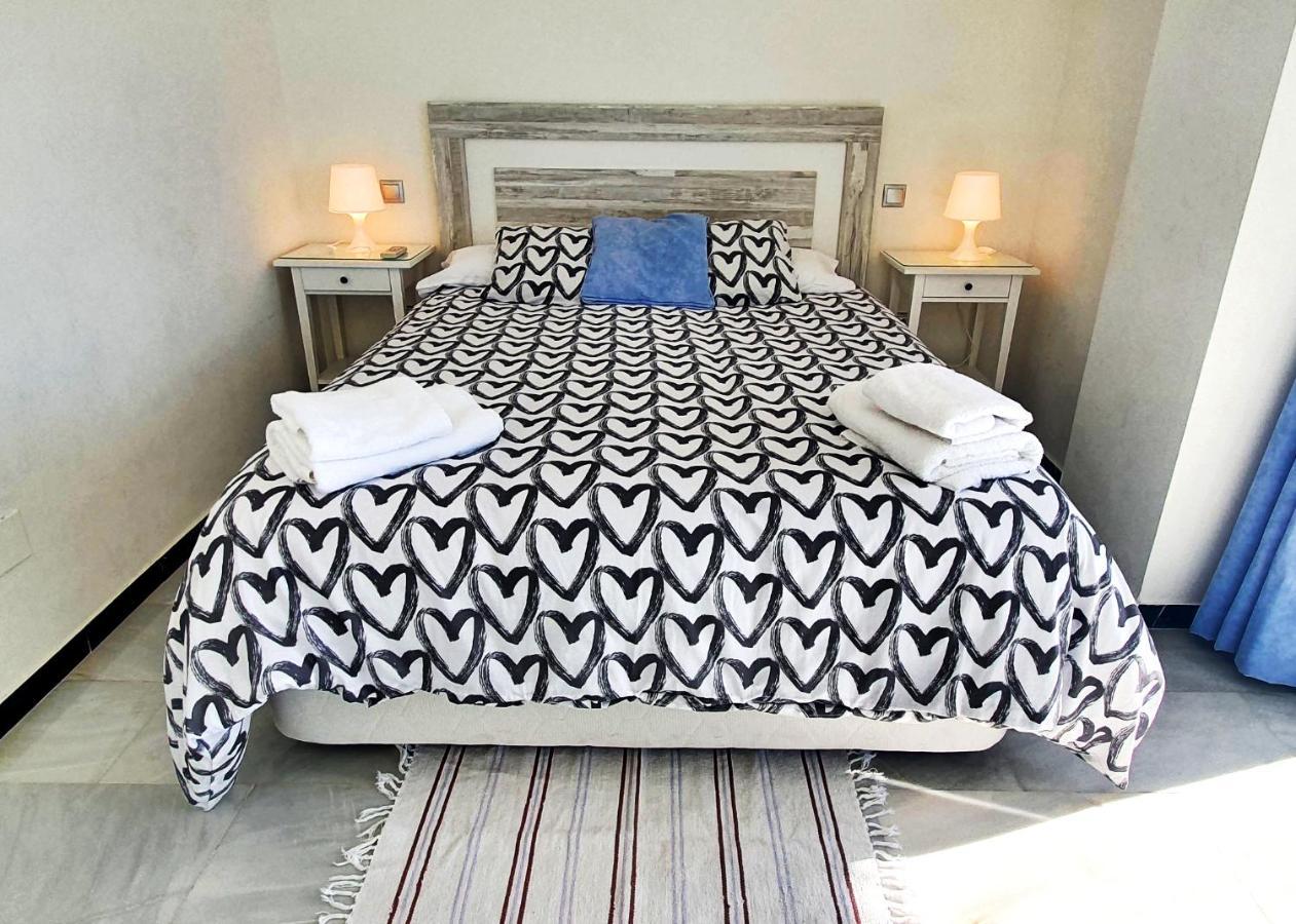 Skol 715. Spectacular Corner Duplex In Apartment Marbella