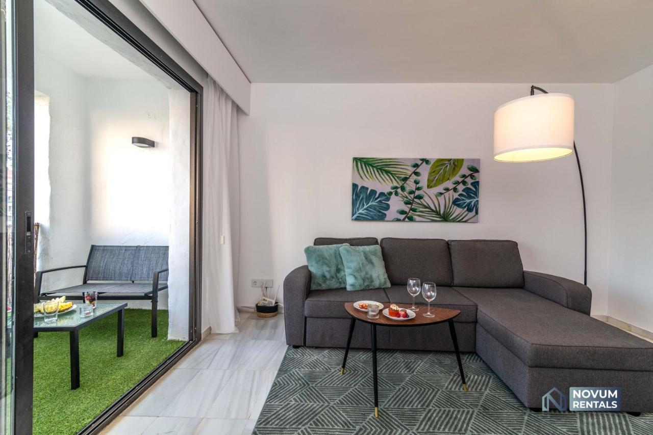 Modern In The Heart Of Puerto Banus Appartement Marbella