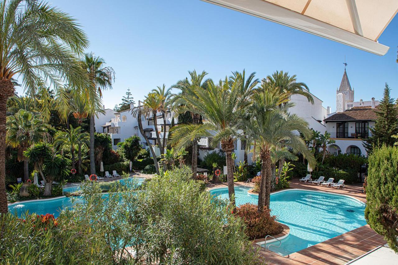 Luxurious In Puente Romano, Marbella