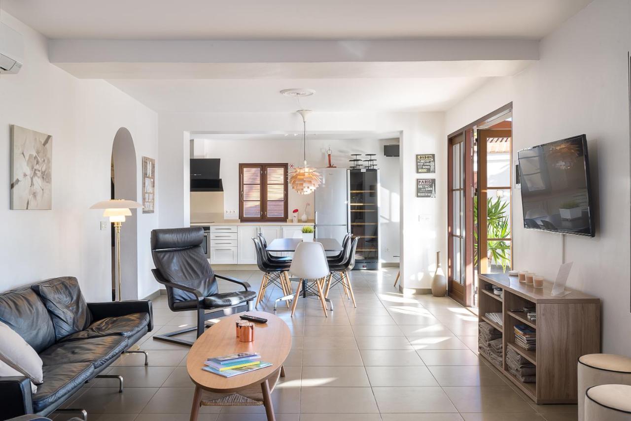 Scandinavian Design Villa *