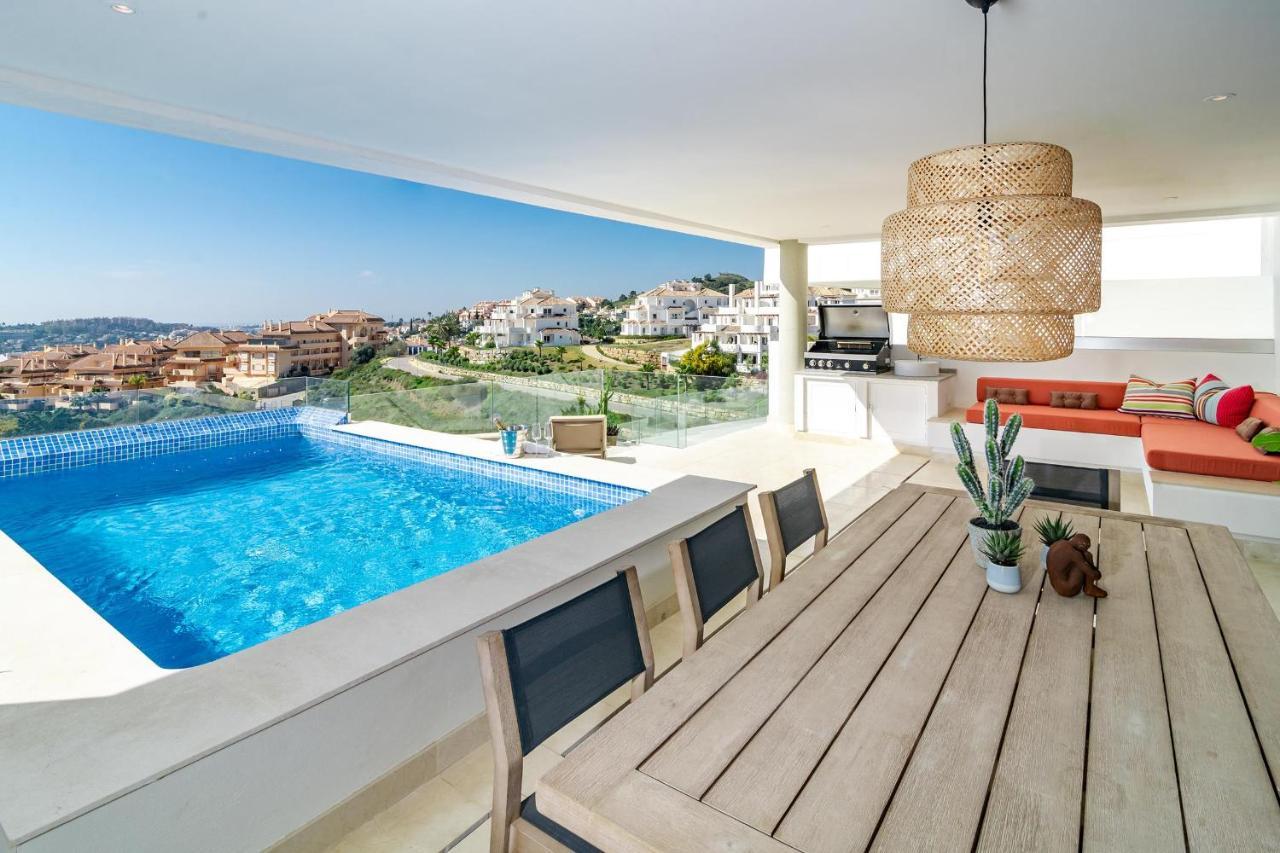 Apartment Lmr- Luxury Apartment, Private Pool, Stunning View, Families Only, *