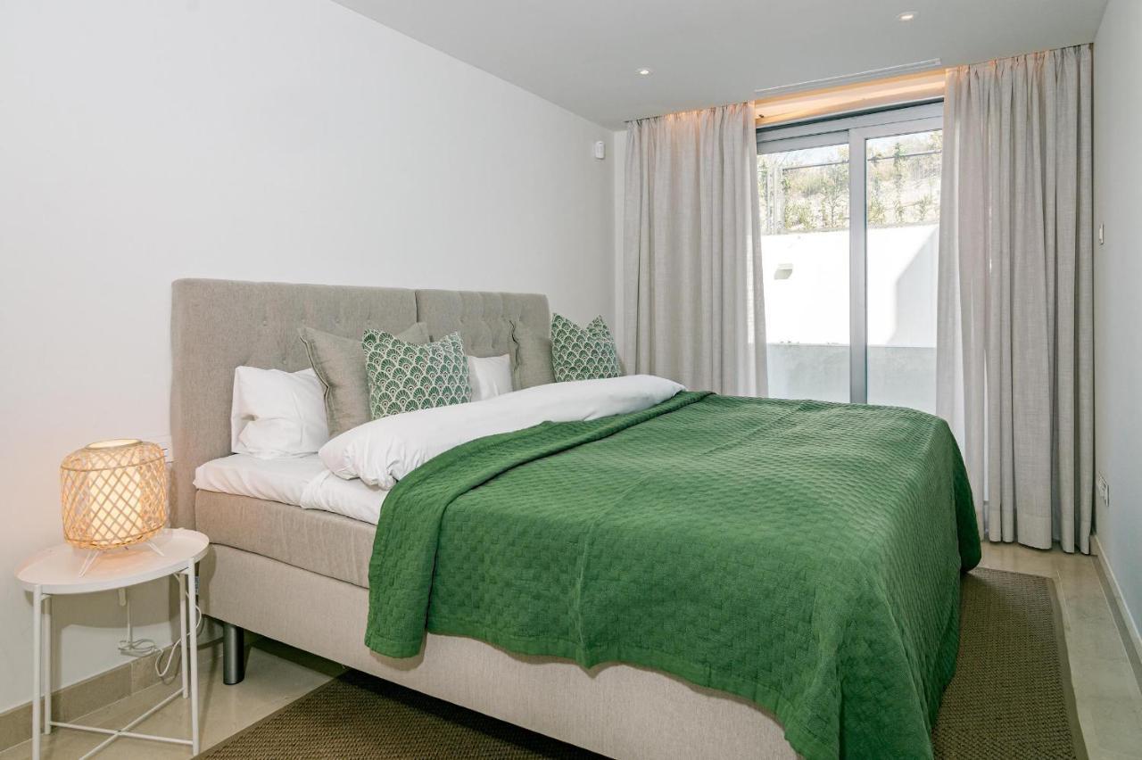 Lmr- Luxury Apartment, Private Pool, Stunning View, Families Only, * Marbella