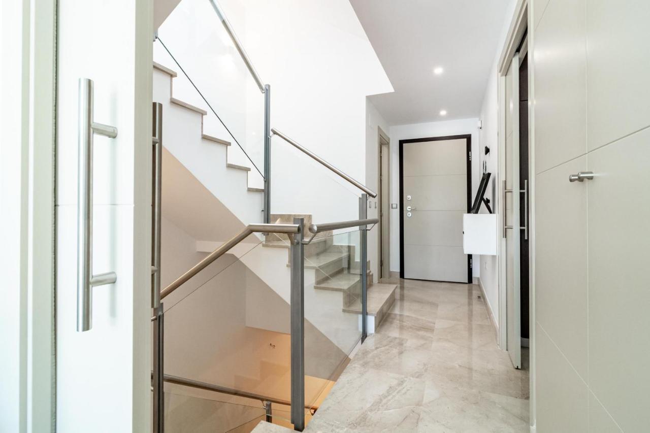 Gg- Modern Townhouse, Families & Couples Only Ferienhaus Marbella