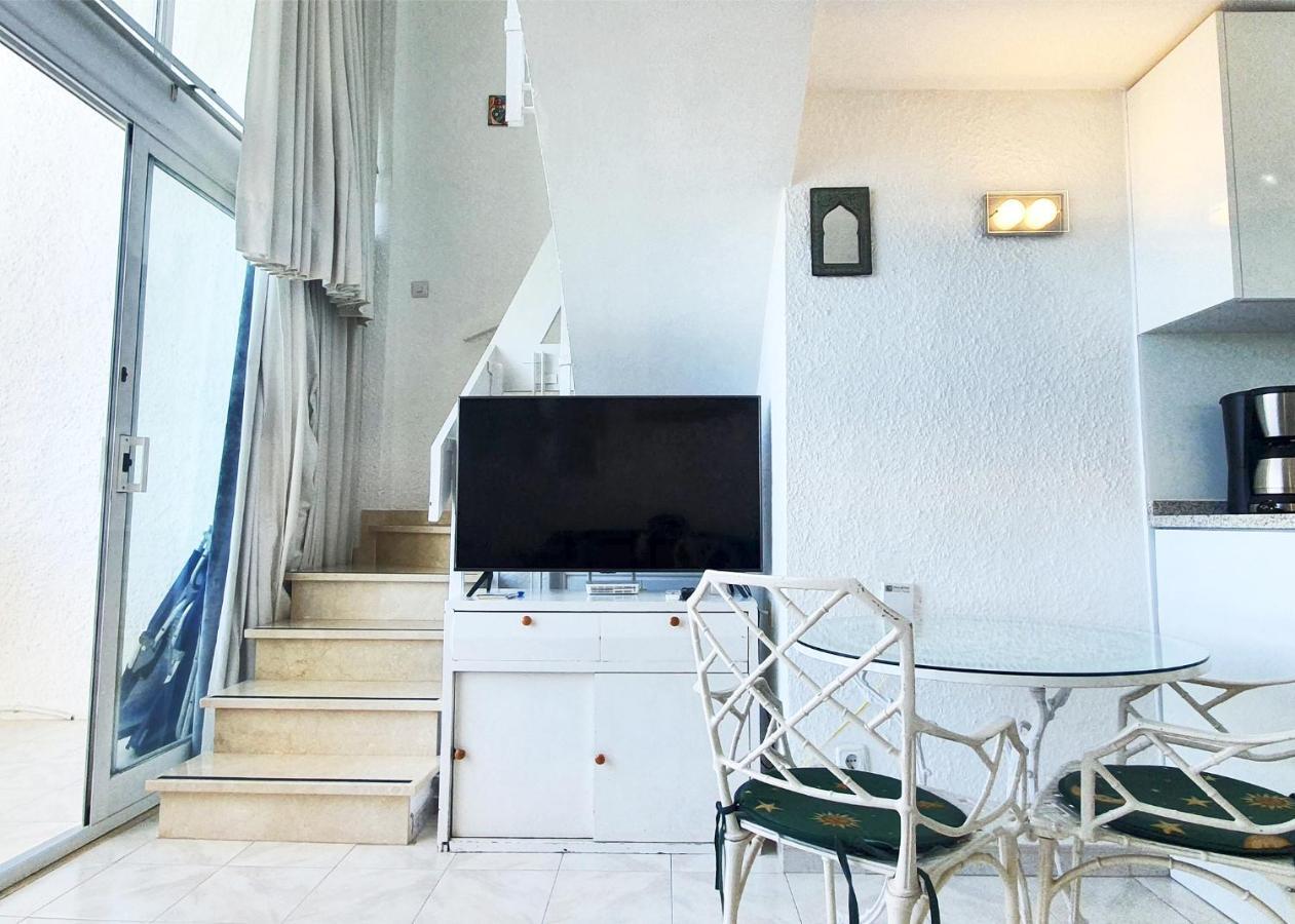 Skol 701. One Bedroom Duplex With Exceptional Sea Views. Marbella