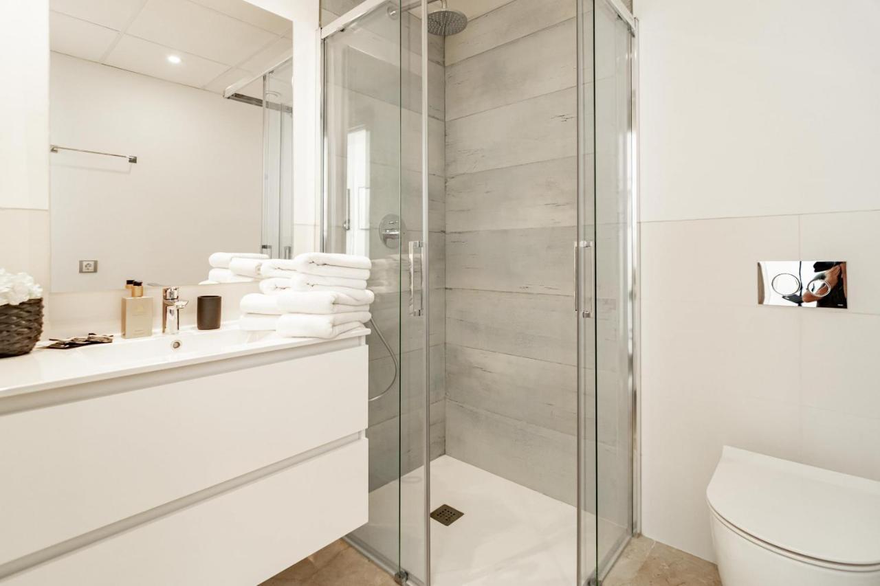Gg- Modern Townhouse, Families & Couples Only *