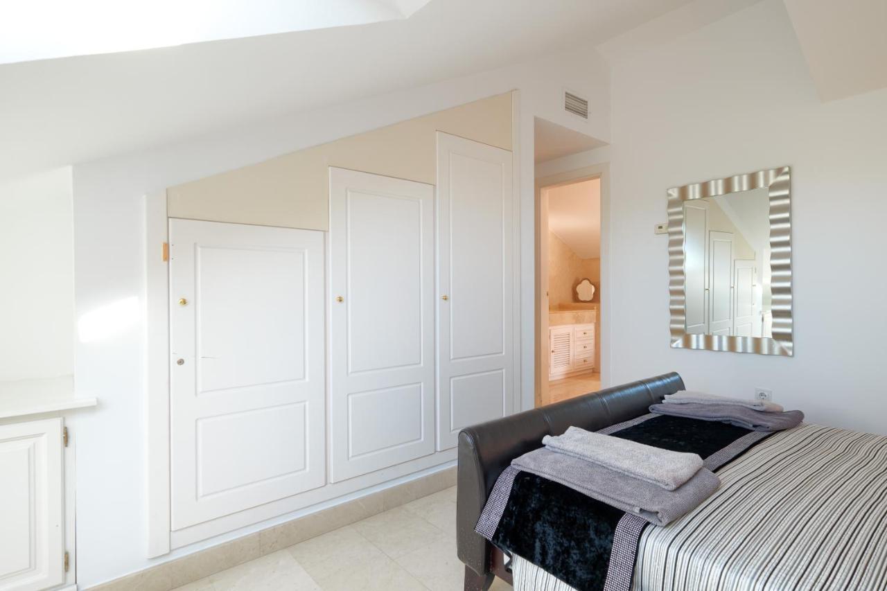 4 Bedroom In Noray, San Pedro Appartement