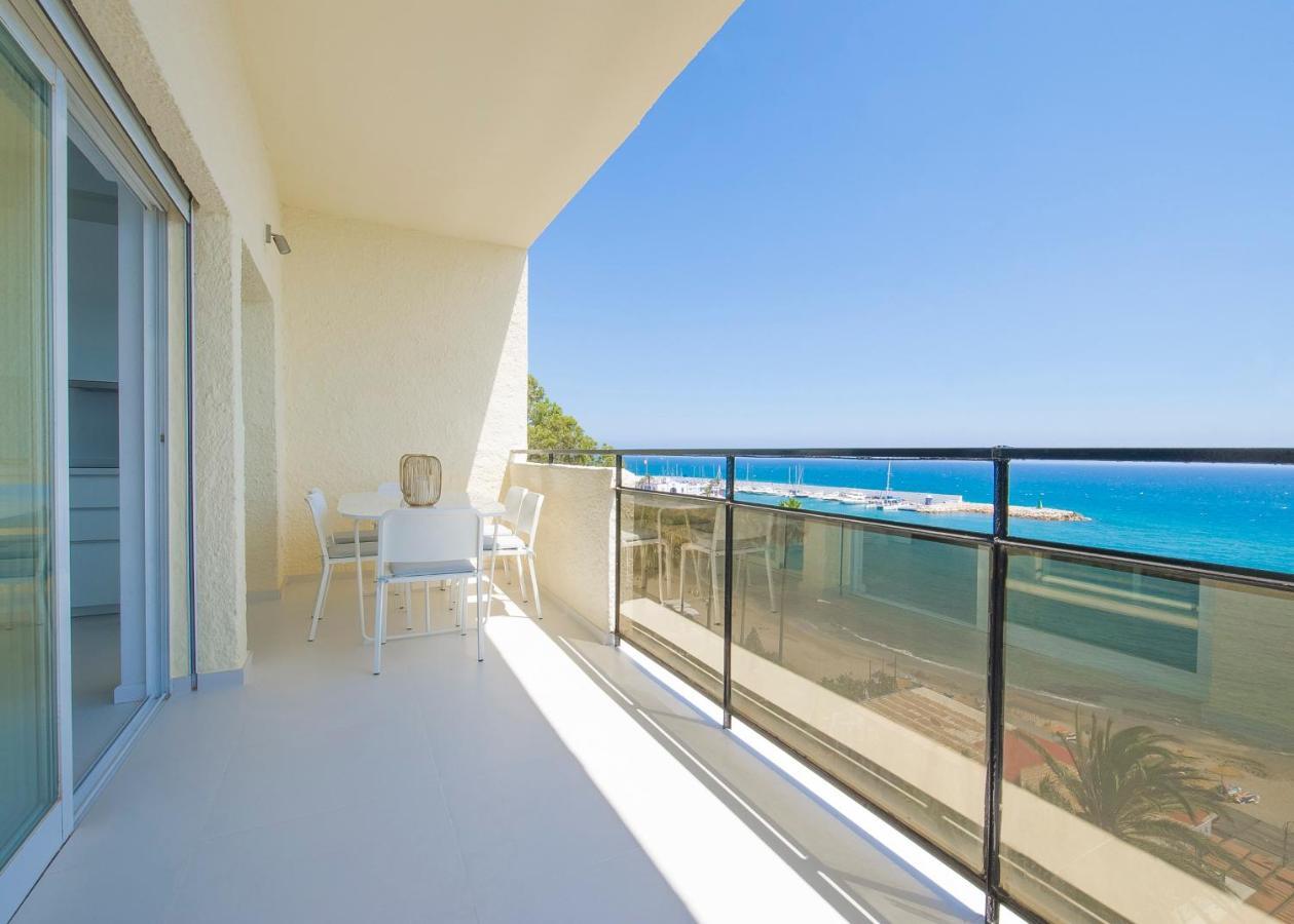 Frontal View With Spacious Balcony Marbella