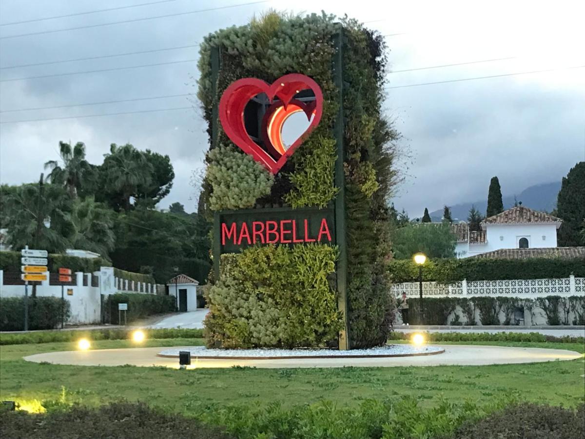 Vitbanus * Marbella