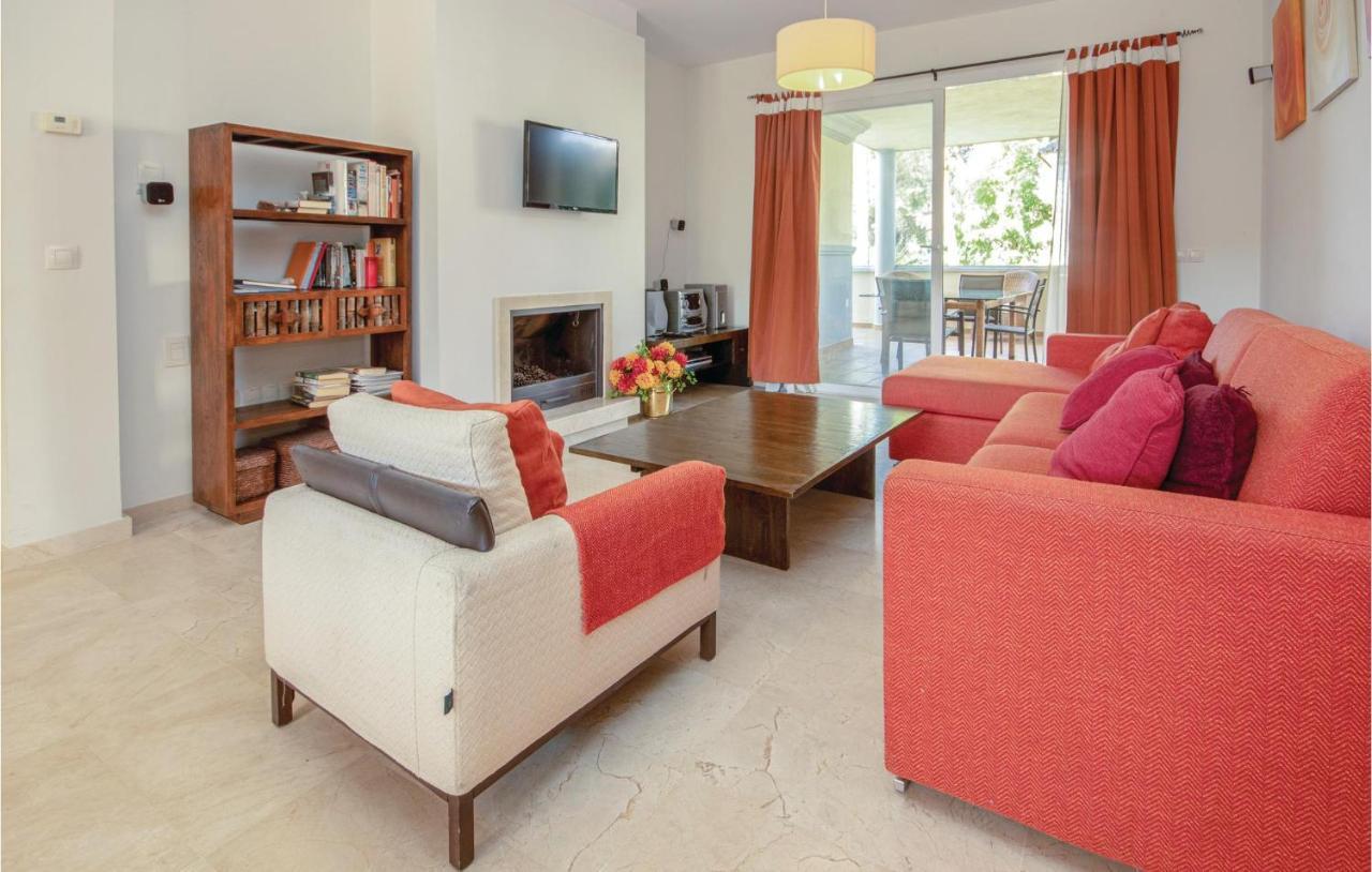 Apartment Beautiful In Marbella-cabopino With 2 Bedrooms, Wifi And Outdoor Swimming Pool *