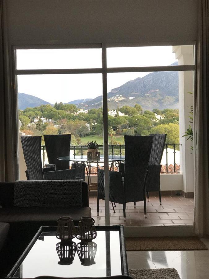 Aloha Gardens Near Puerto Banus With Breathtaking Mountain View Apartamento