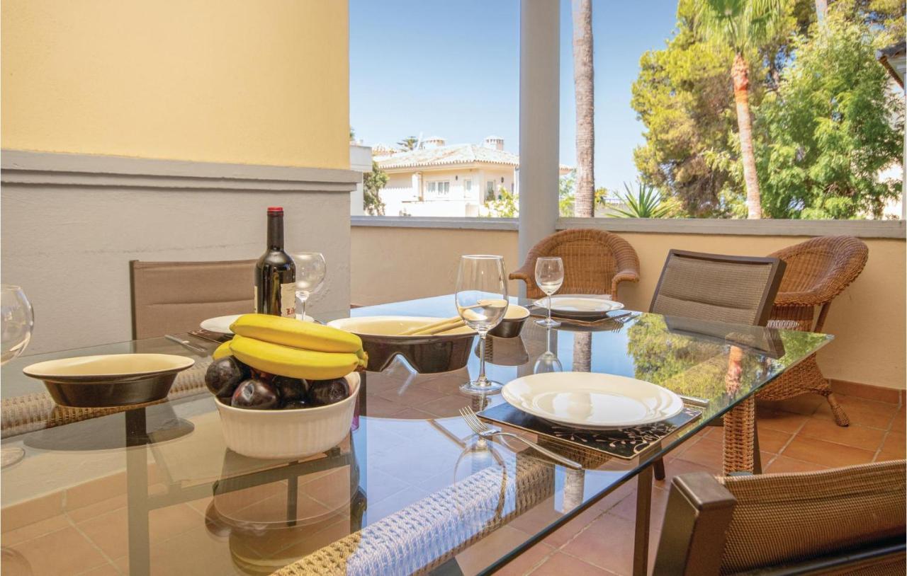 Apartment Beautiful In Marbella-cabopino With 2 Bedrooms, Wifi And Outdoor Swimming Pool *