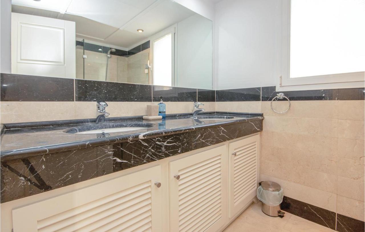 Beautiful In Marbella-cabopino With 2 Bedrooms, Wifi And Outdoor Swimming Pool * Marbella