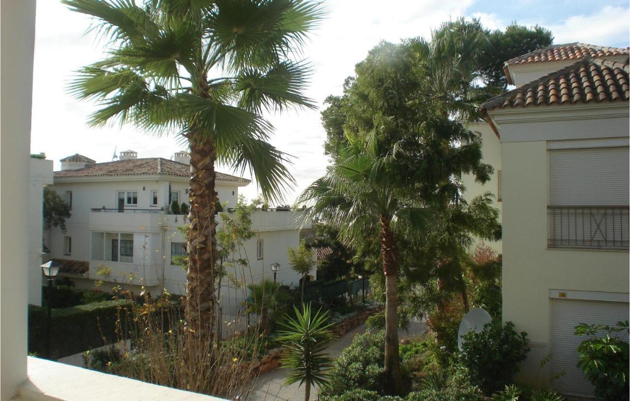 Apartment Beautiful In Marbella-cabopino With 2 Bedrooms, Wifi And Outdoor Swimming Pool Marbella