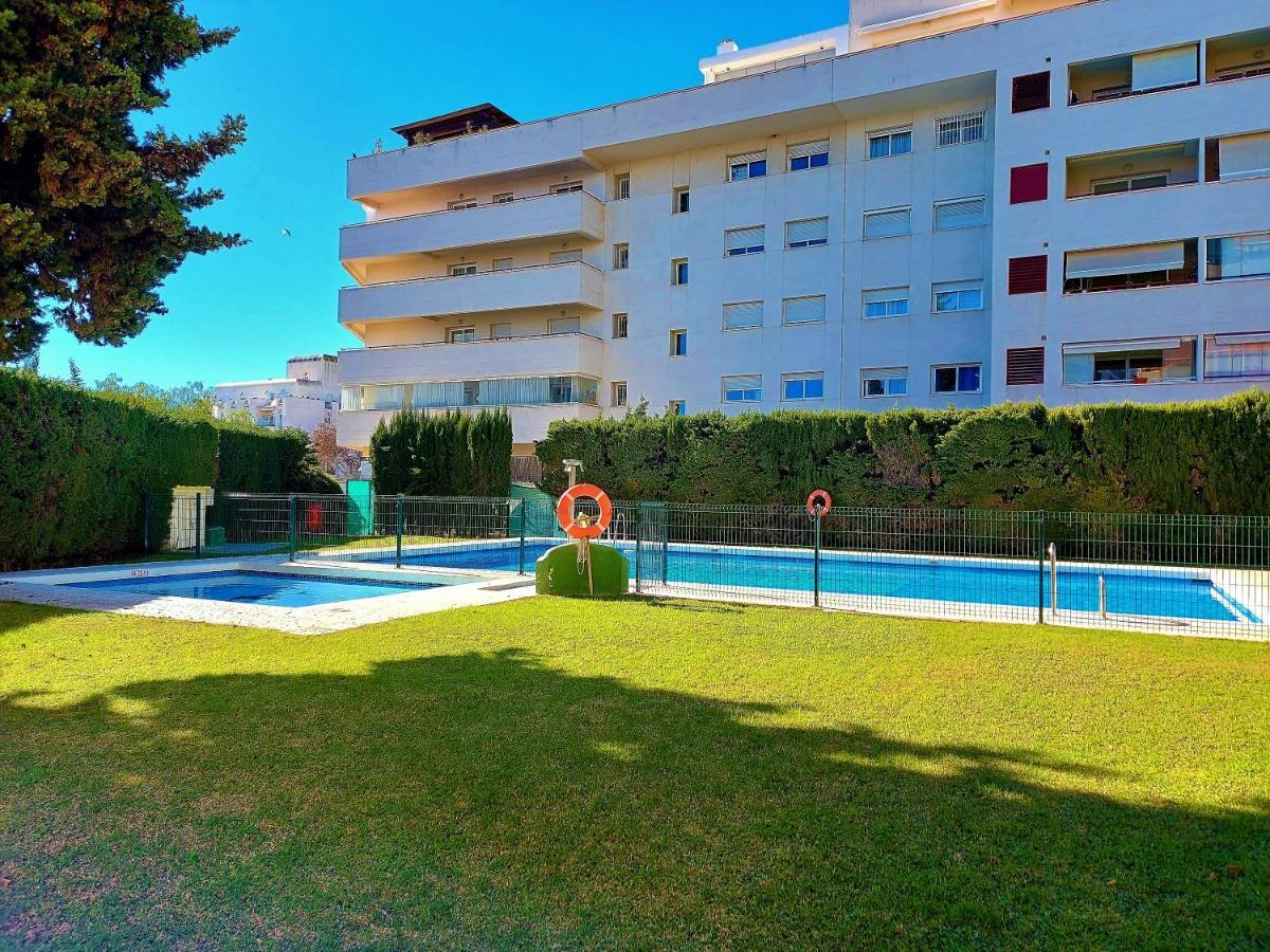 Apartment Cozy 2-bed 2-bathroom In Town Centre *