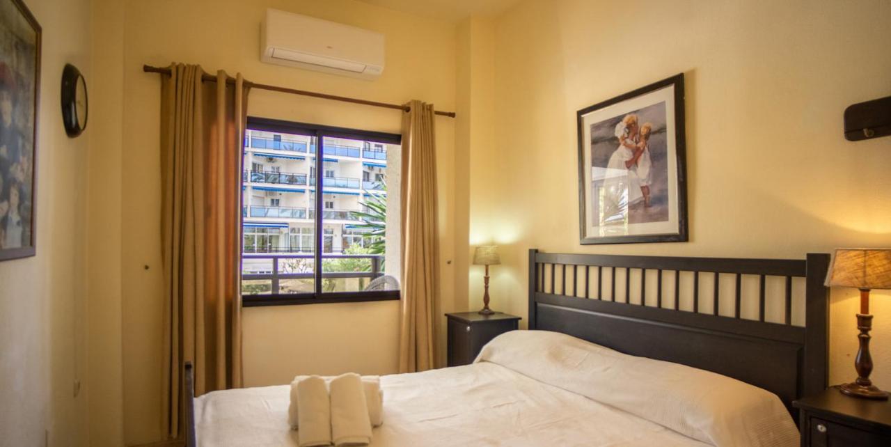 Skol 130. One Bedroom With Sea Views In Centre Apartment