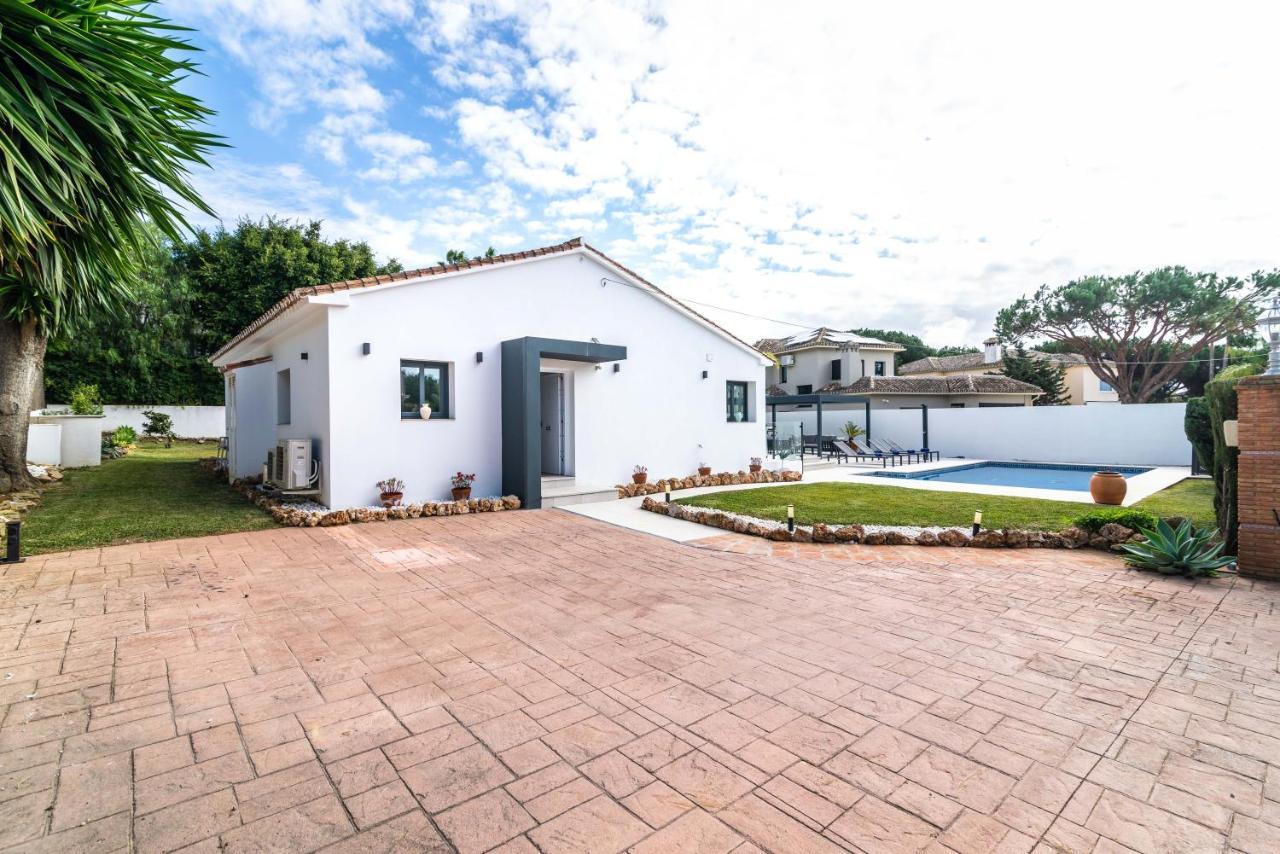 Vacation I Marbesa Beach, Pool, Direct Access To The Villa Marbella