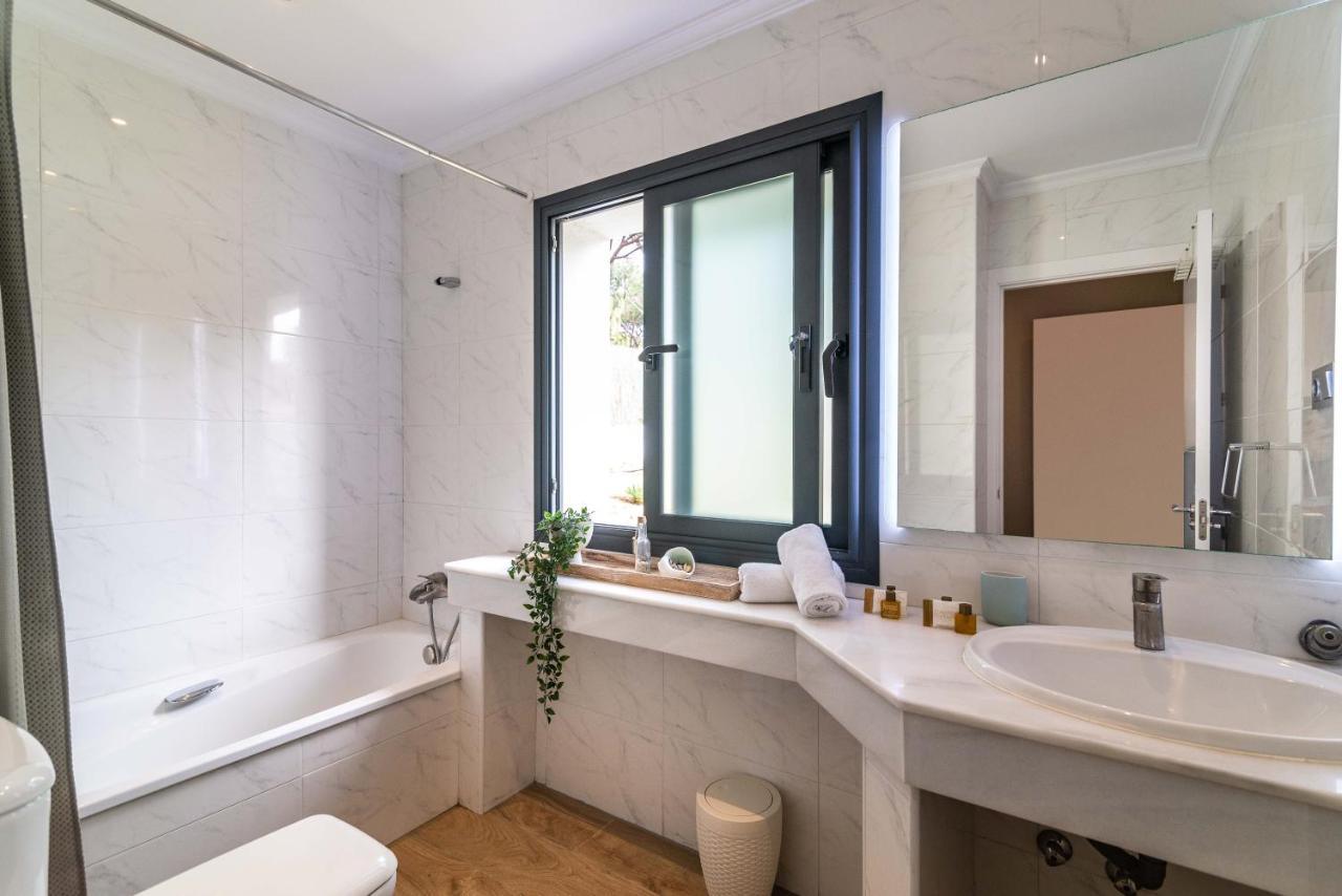 Villa Vacation I Marbesa Beach, Pool, Direct Access To The *