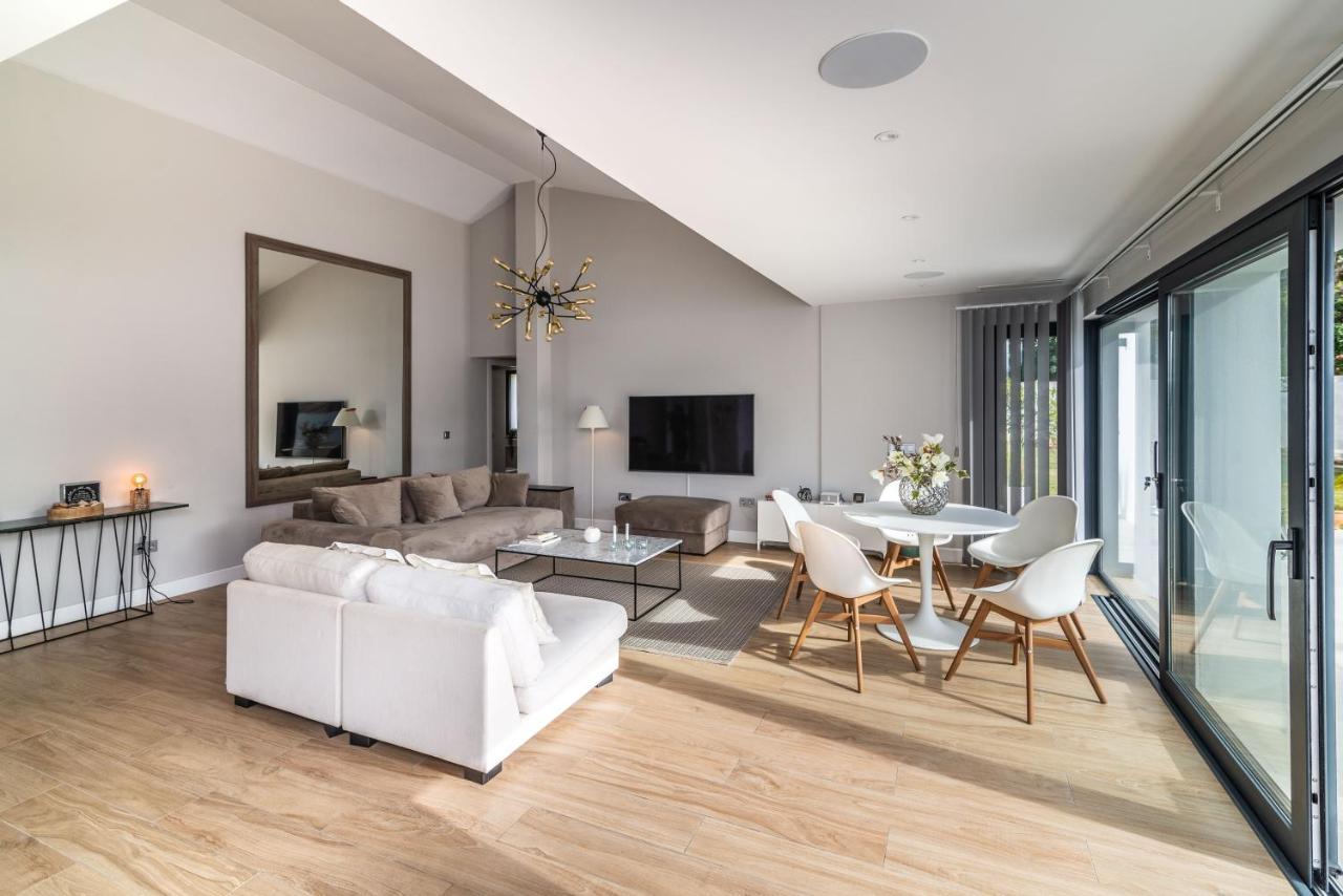 Villa Vacation I Marbesa Beach, Pool, Direct Access To The Marbella