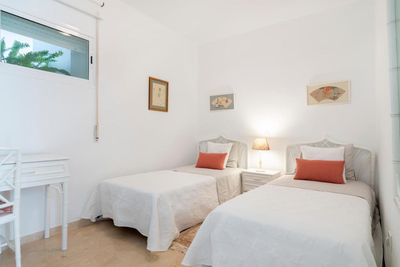 Apartment En Complejo Residencial Con Piscina *