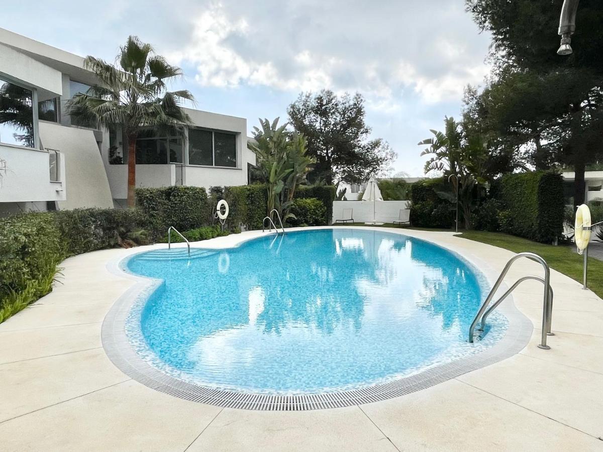 Modern In Gated Complex Sierra Blanca Marbella