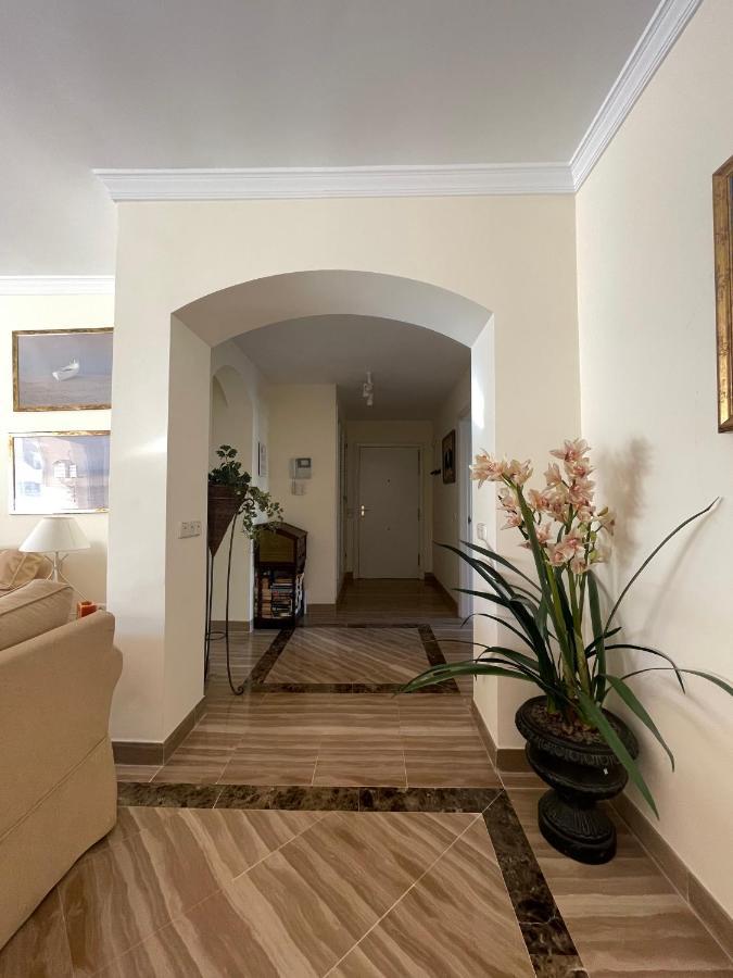Hacienda Elviria 2 Bedroom Spacious Marbella