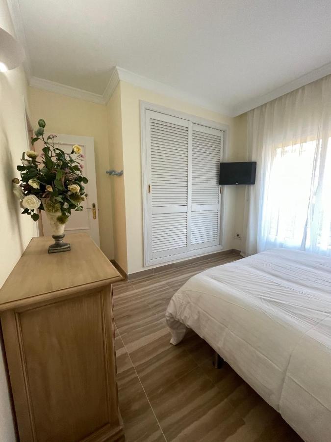 Hacienda Elviria 2 Bedroom Spacious