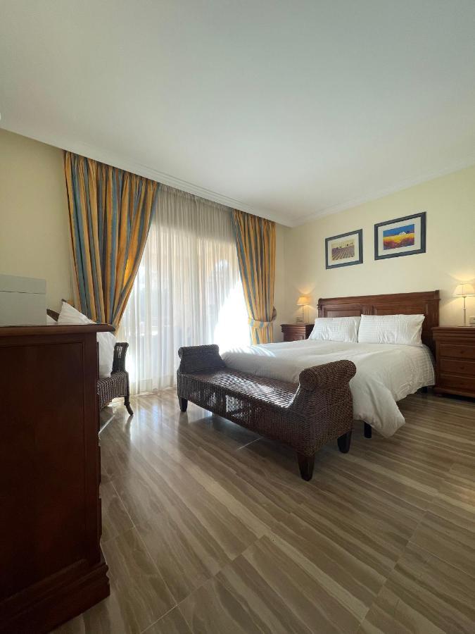 Apartment Hacienda Elviria 2 Bedroom Spacious Marbella