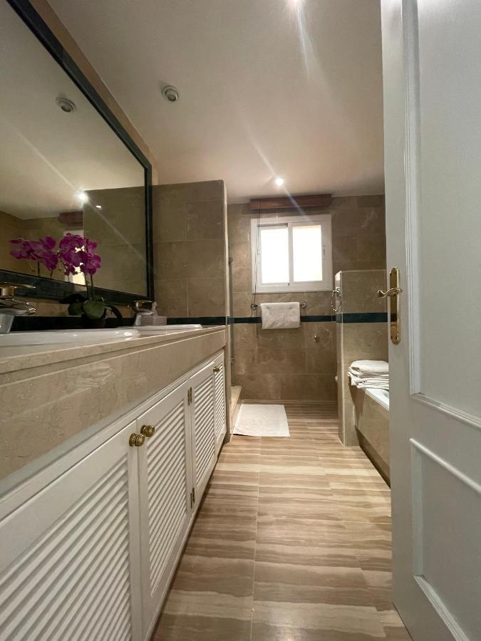Apartment Hacienda Elviria 2 Bedroom Spacious Marbella