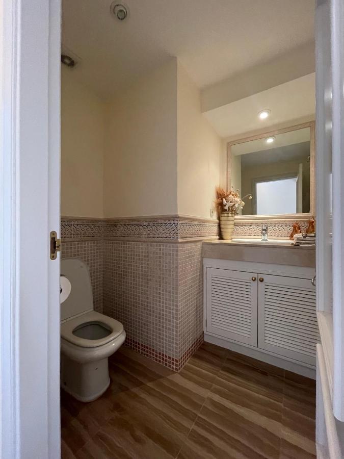 Hacienda Elviria 2 Bedroom Spacious